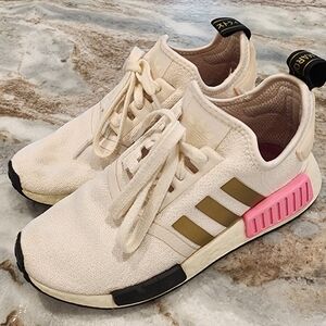 adidas Originals womens NMD_R1 Cream White/Gold Metallic/Screaming Pink